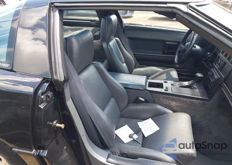 1986 Chevrolet Corvette z USA, uszkodzony, nr VIN 1G1YY078XG5125181